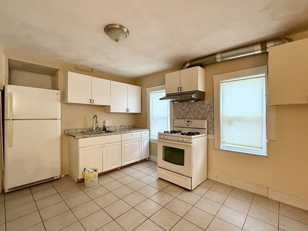 115 Elmwood Ave #115 - Photo 5 of 5