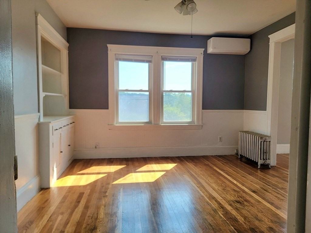 26 Stebbins St #2 - Photo 3 of 13