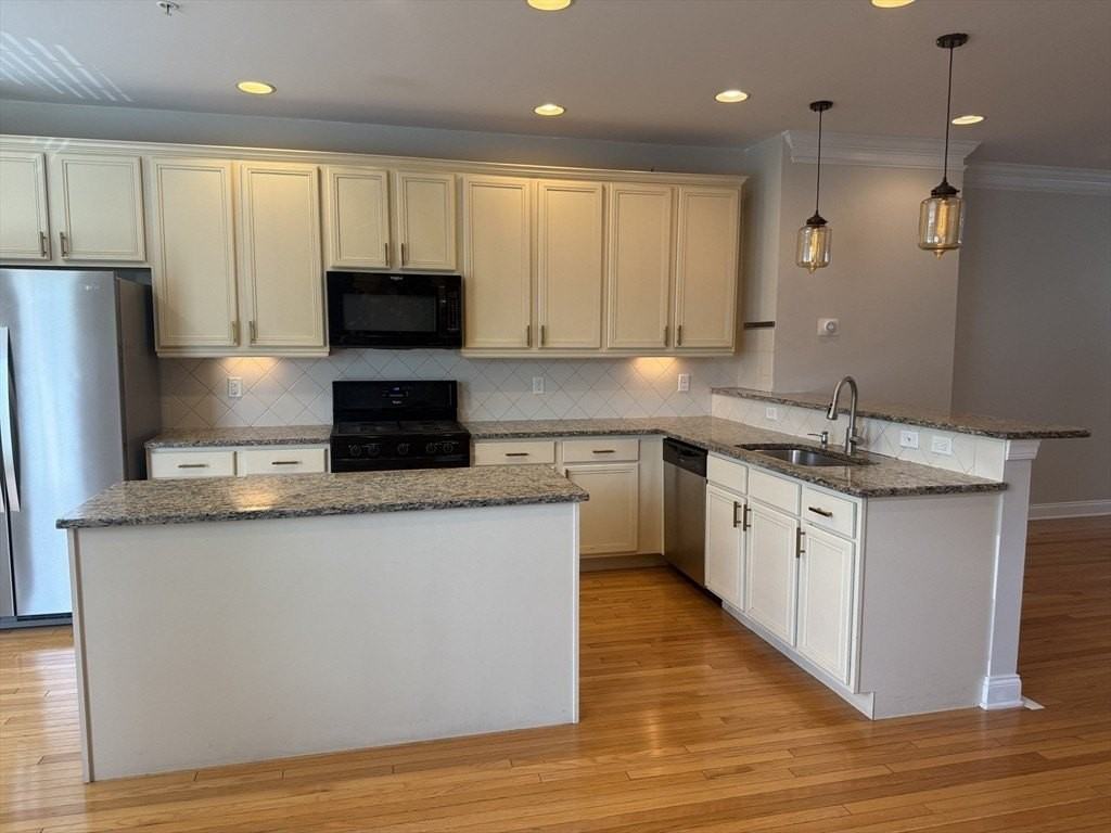 28 Moses Wheelock Ln #28 - Photo 5 of 42