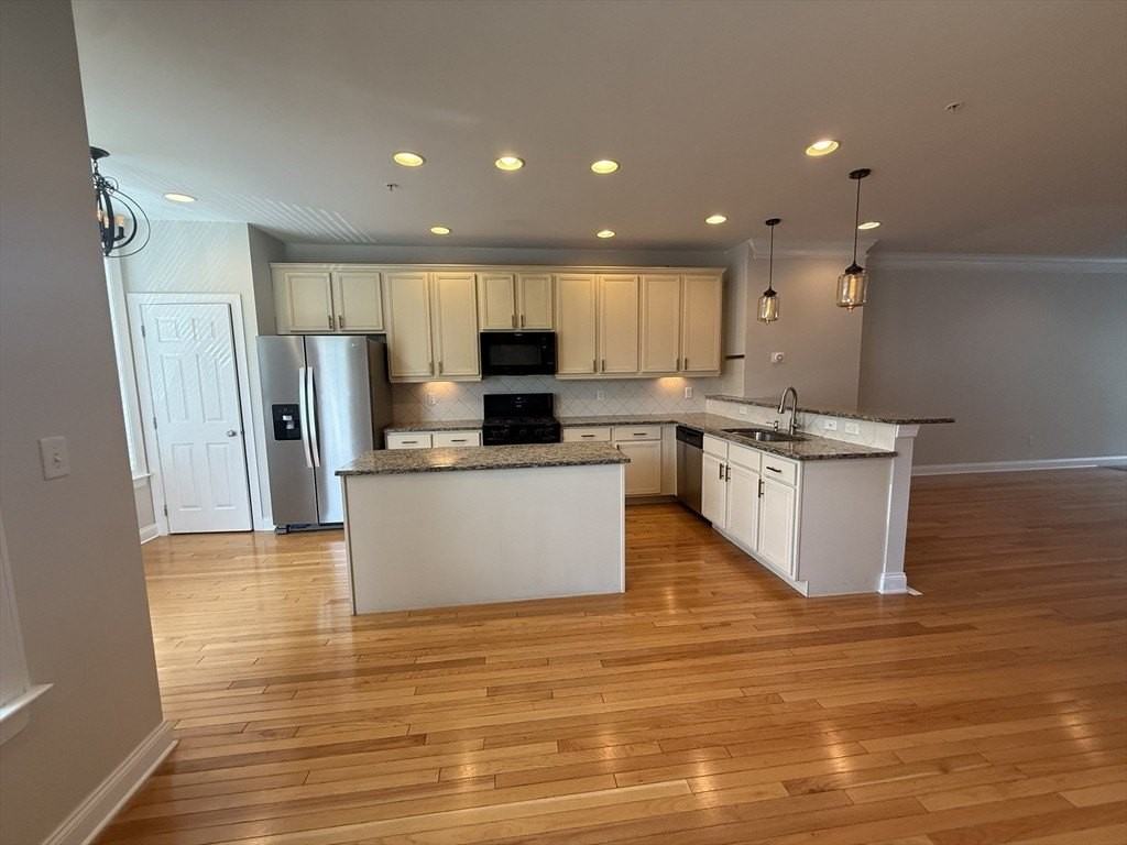 28 Moses Wheelock Ln #28 - Photo 6 of 42