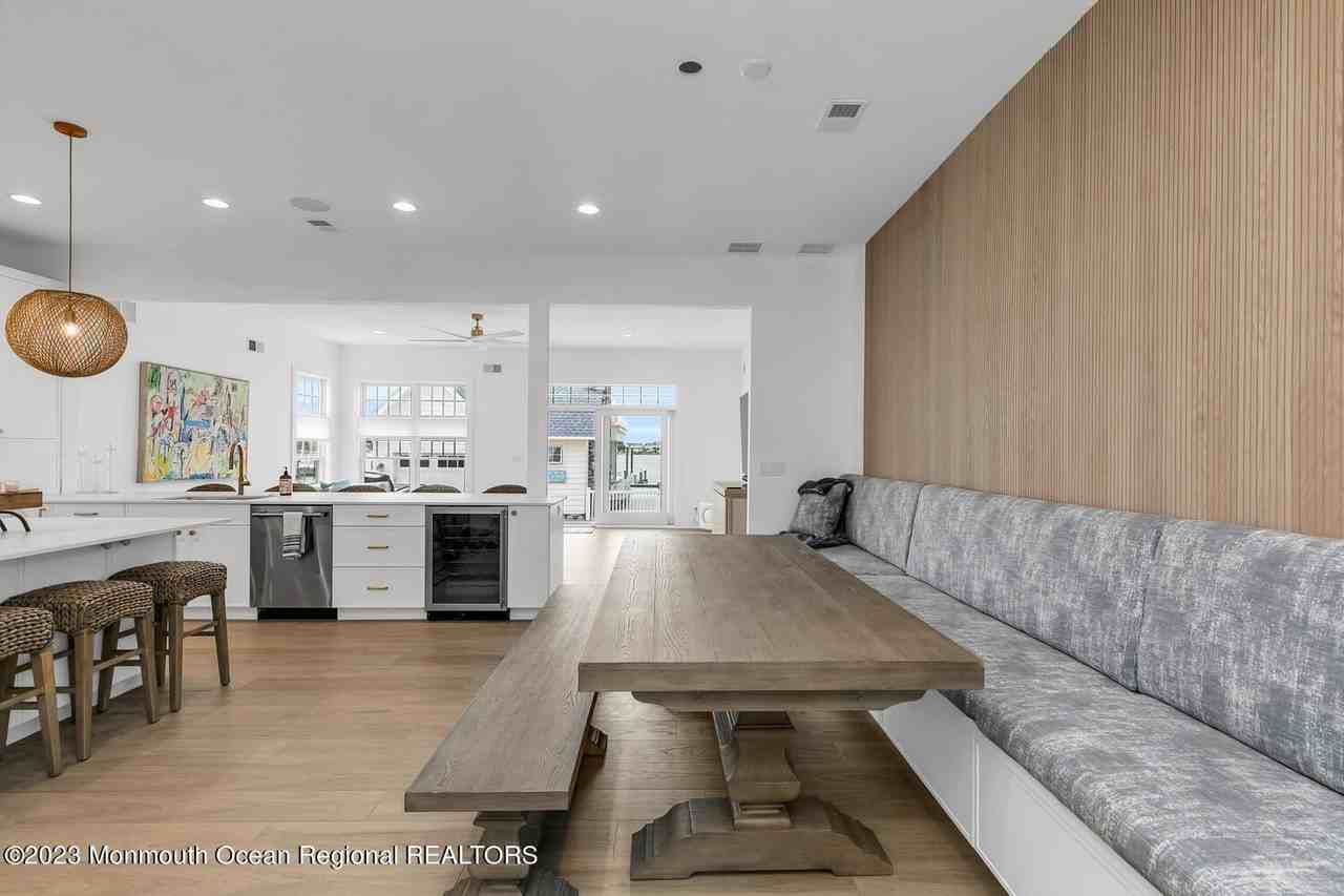 24 Park Rd - Photo 7 of 48