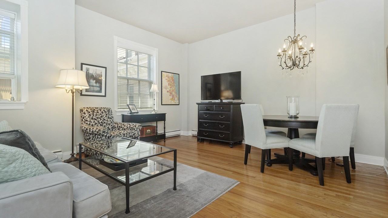 70 E Scott St #908 - Photo 4 of 16