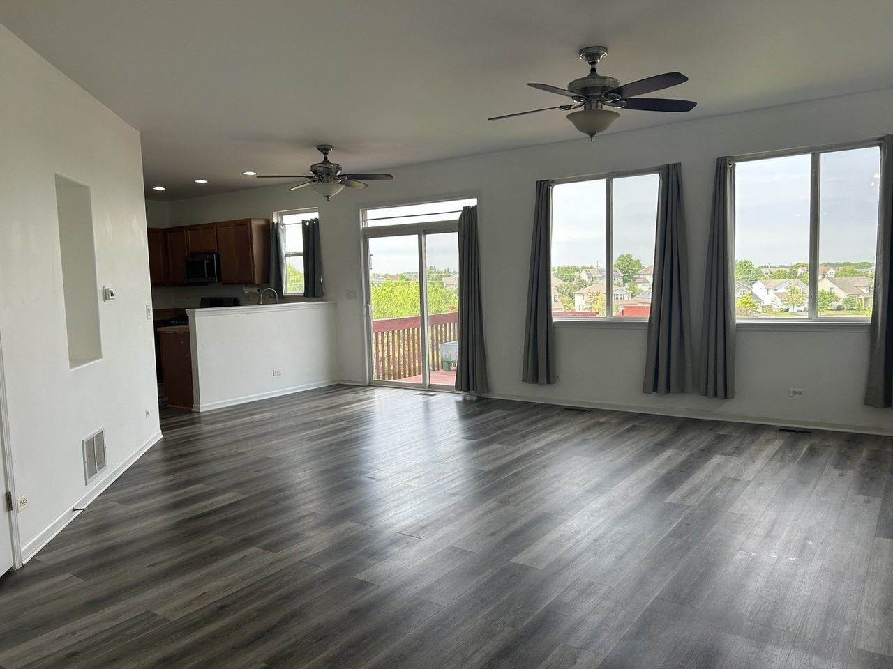 176 S Cornerstone Dr - Photo 3 of 13