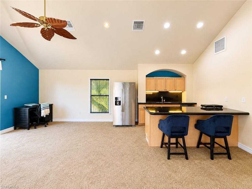 10919 Parnu St #B - Photo 5 of 19