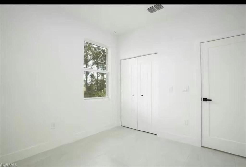 753 Newell St E - Photo 6 of 12