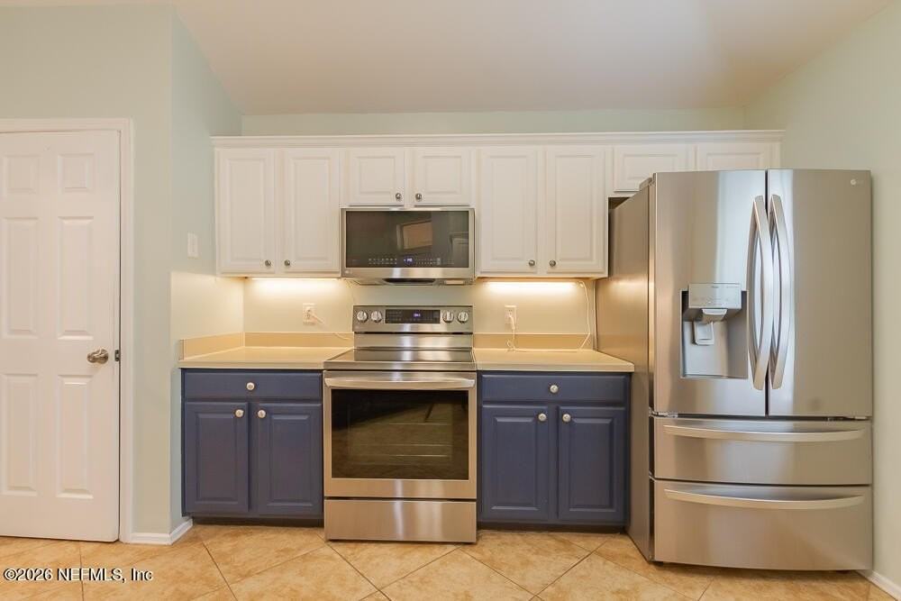 13966 Sandhill Crane Dr S - Photo 5 of 50