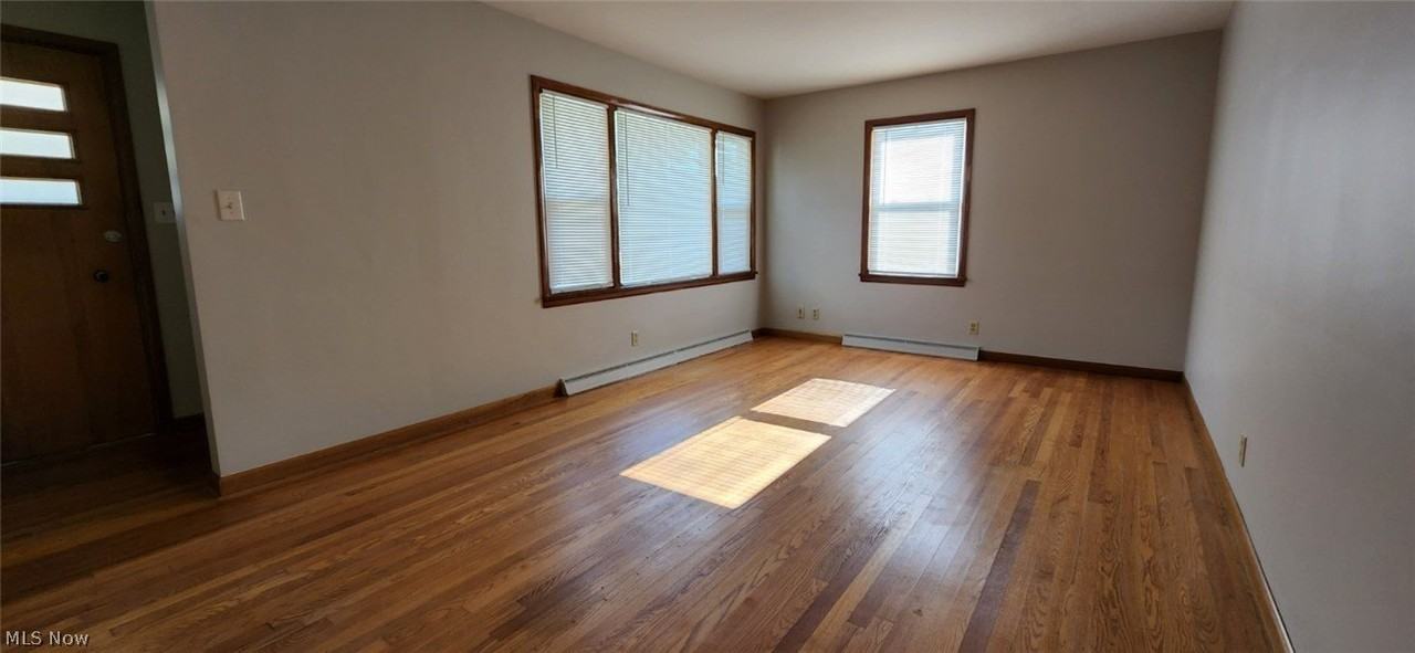 517 Evans Ave - Photo 2 of 16