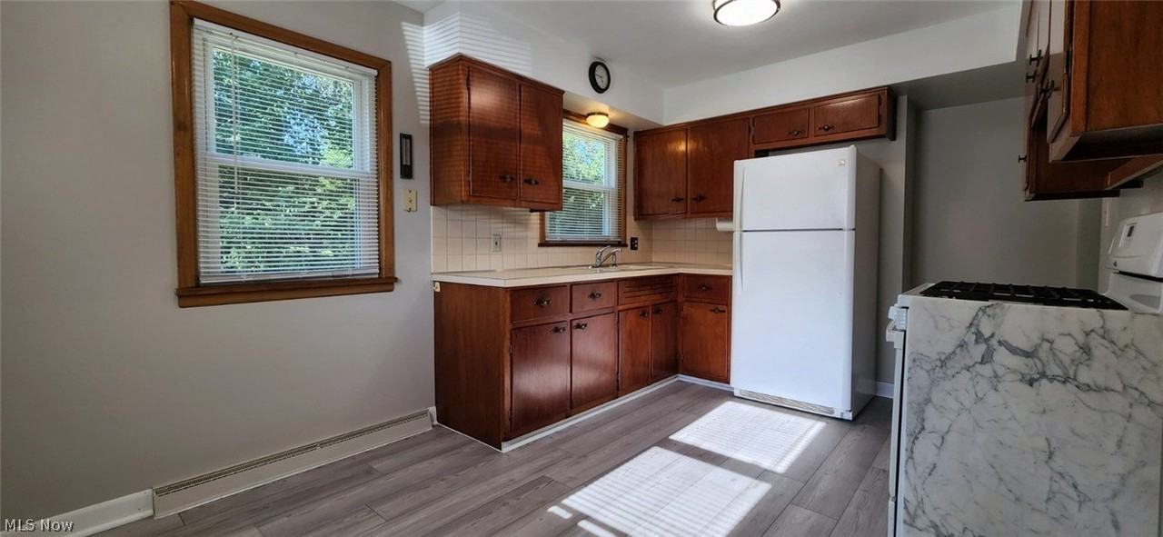 517 Evans Ave - Photo 3 of 16