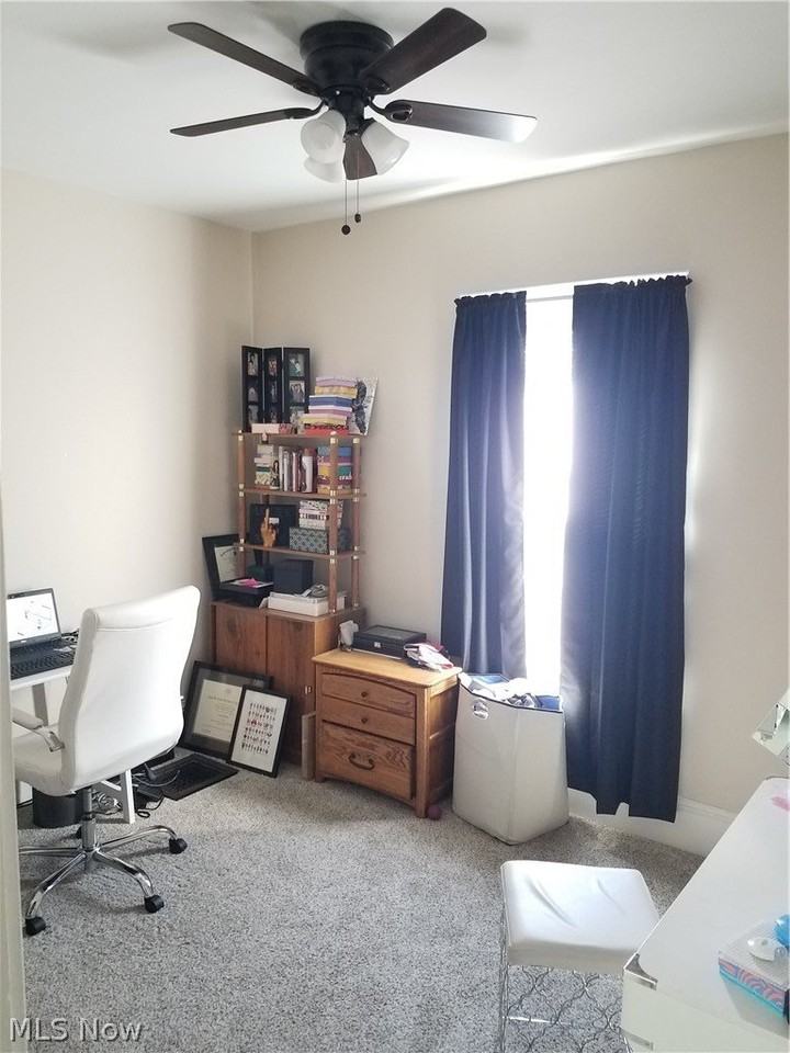 1618 Branch Ave - Photo 6 of 14