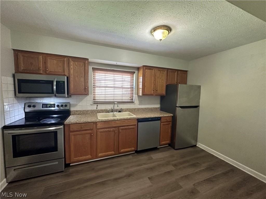 31624 N Marginal Dr #D - Photo 3 of 11