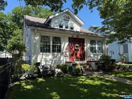 featured image of 22 Wagner Pl #2