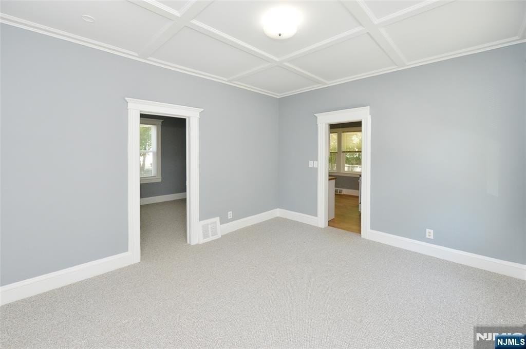 99 E Hunter Ave - Photo 2 of 12