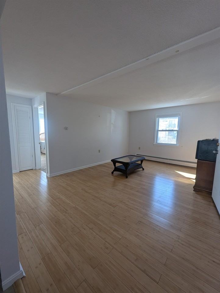 471 High St #4 - Photo 4 of 24