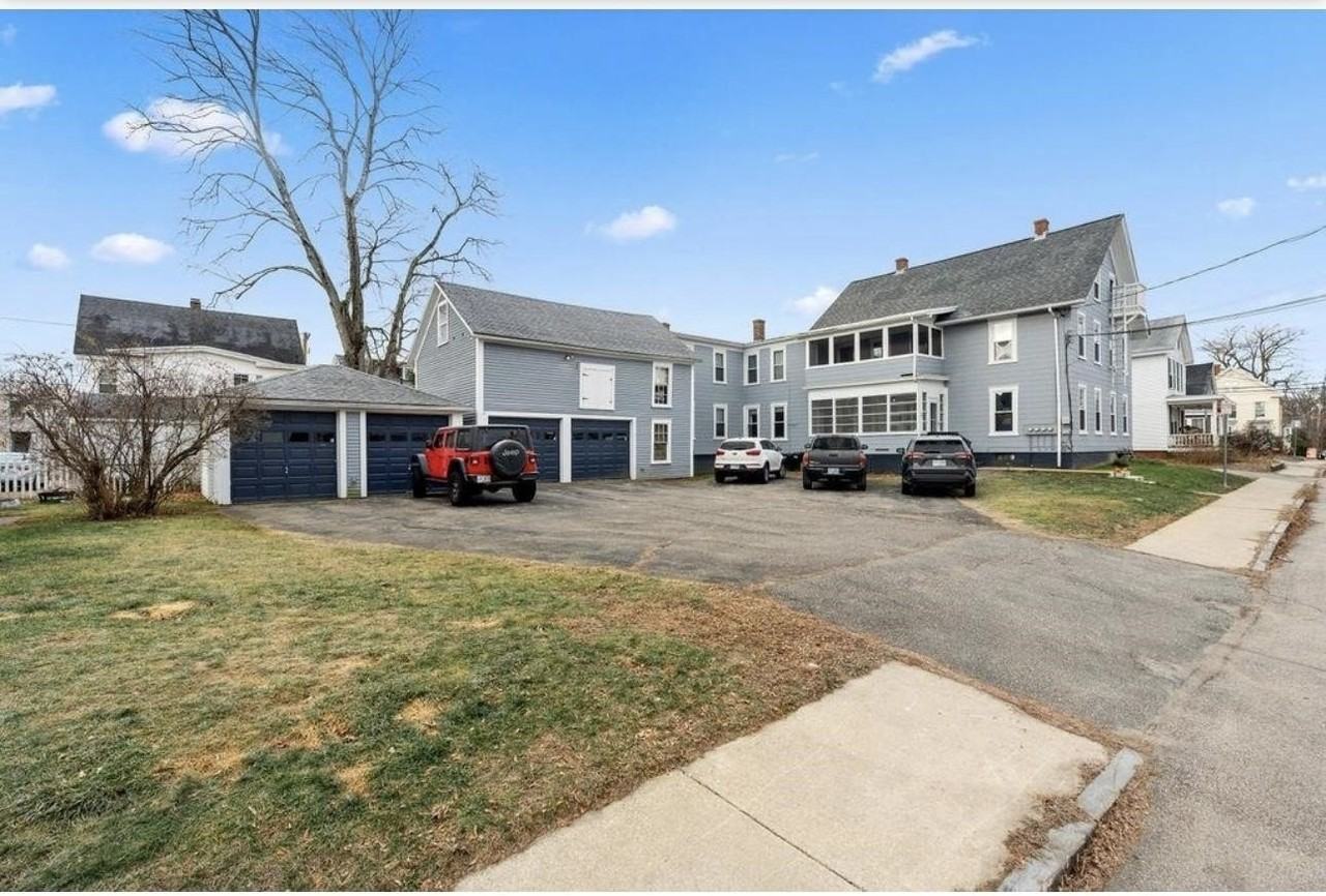 28 Lincoln St #A - Photo 3 of 25