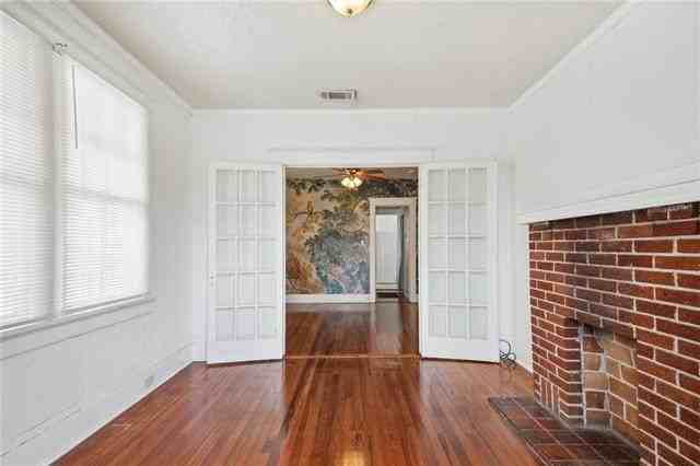 615 Bellecastle St - Photo 4 of 13