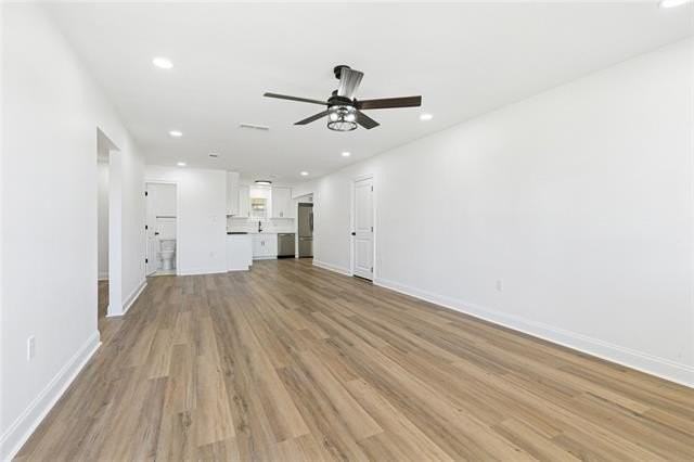 1381 Maplewood Dr - Photo 2 of 13