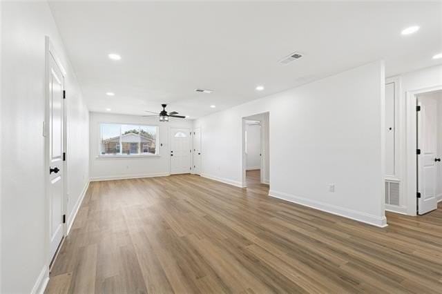 1381 Maplewood Dr - Photo 3 of 13