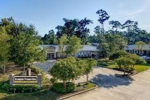 featured image of 1131 N Causeway Blvd