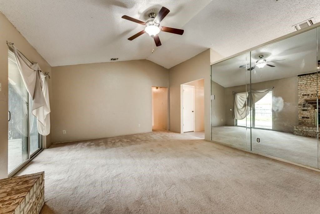 3702 Lofland Ln - Photo 6 of 20