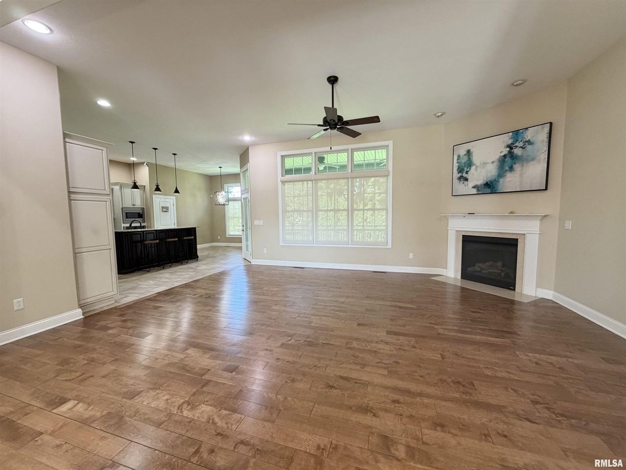 1805 Blue Stone Dr - Photo 2 of 44