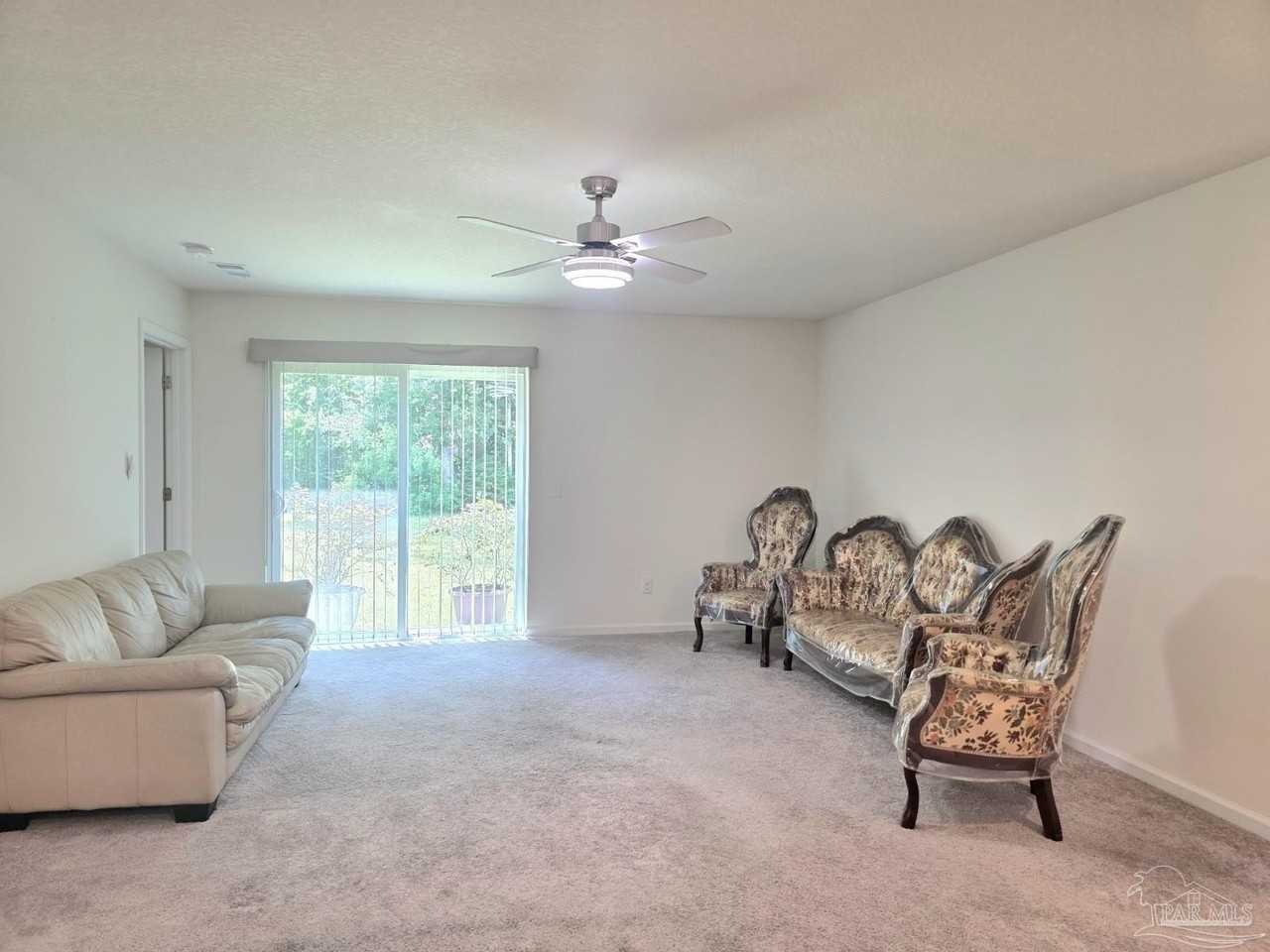 7821 Maxton Rd - Photo 7 of 20