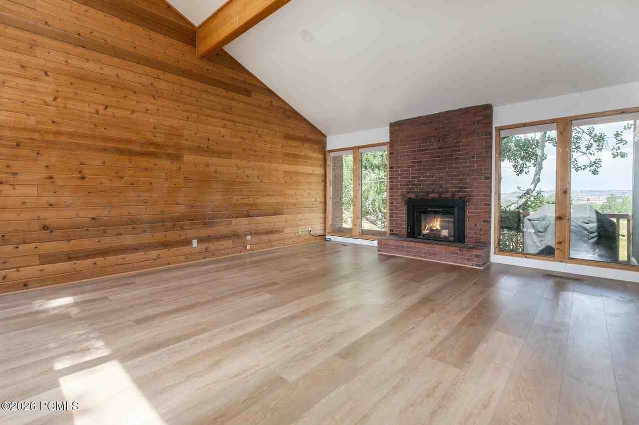 1656 Village Round Dr - Photo 4 of 32