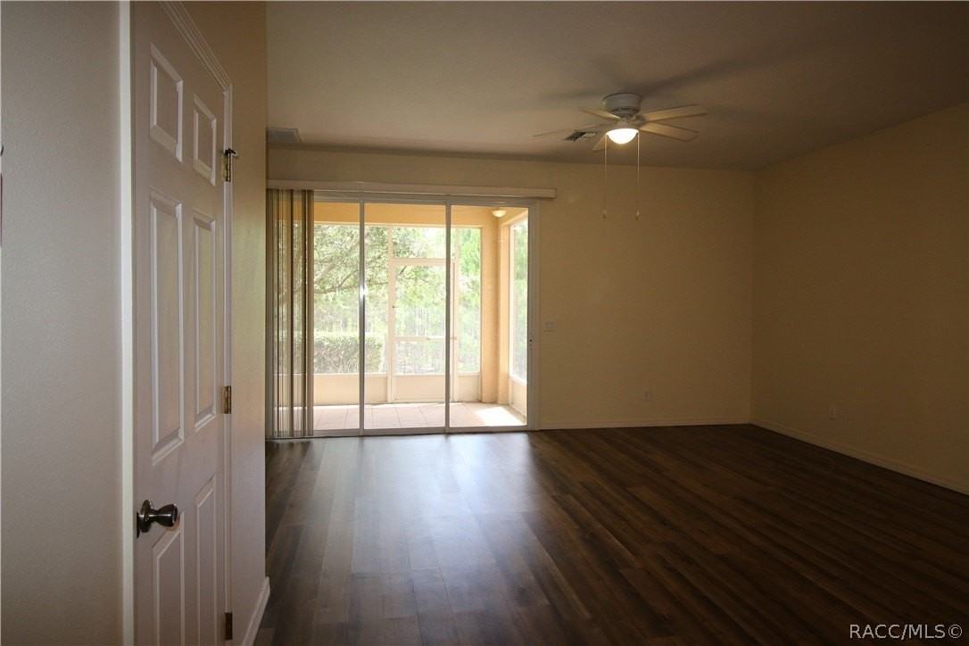 1600 W Spring Meadow Loop #1600 - Photo 5 of 32