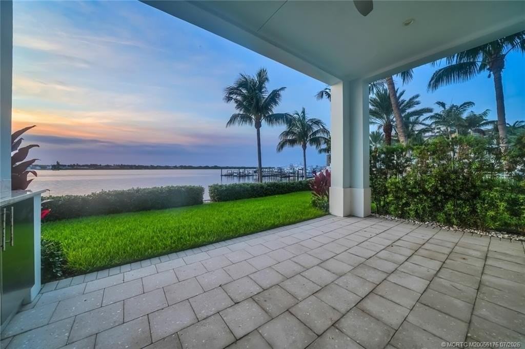 104 Water Club Ct N #18 - Photo 4 of 50
