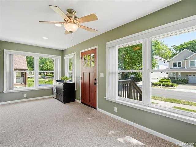 626 Kayser Ave - Photo 5 of 29