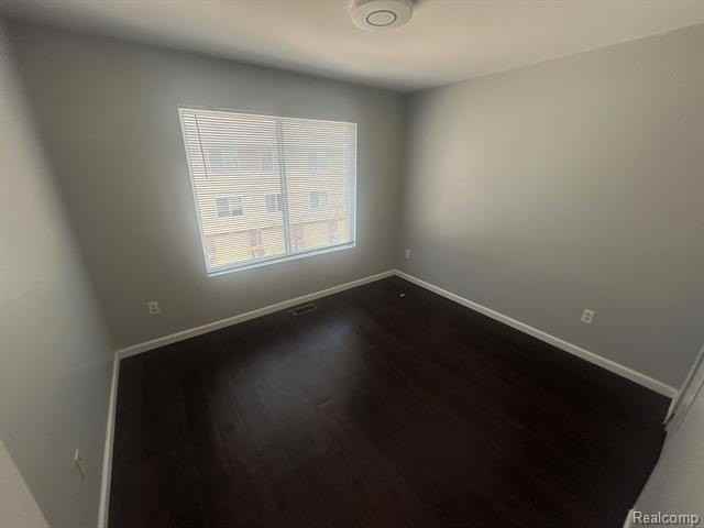 15626 Stone Crossing Dr - Photo 4 of 12