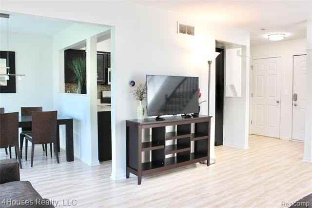 3079 Ailsa Craig Dr - Photo 6 of 24