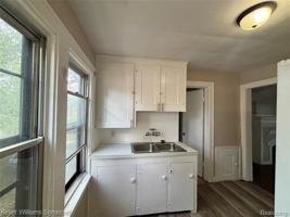 featured image of 5783 Yorkshire Rd