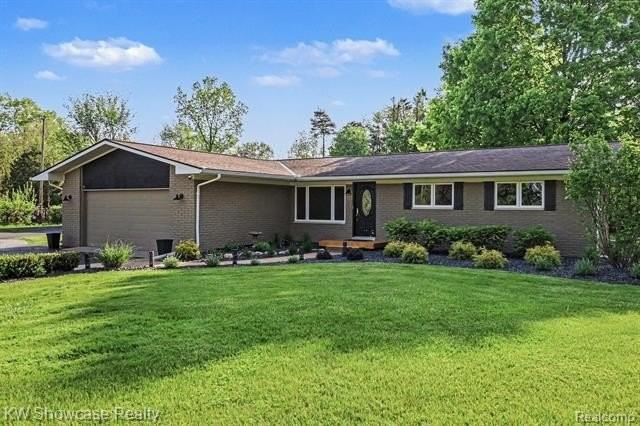2572 Ridge Rd - Photo 5 of 42