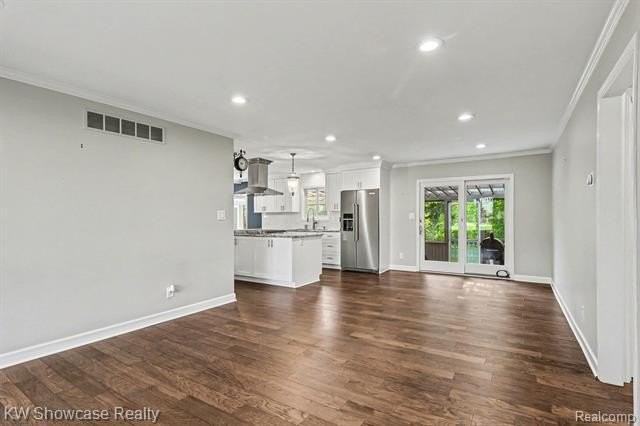 2572 Ridge Rd - Photo 7 of 42