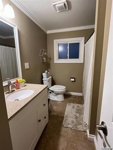 1341 Catalpa Dr - Photo 5 of 9