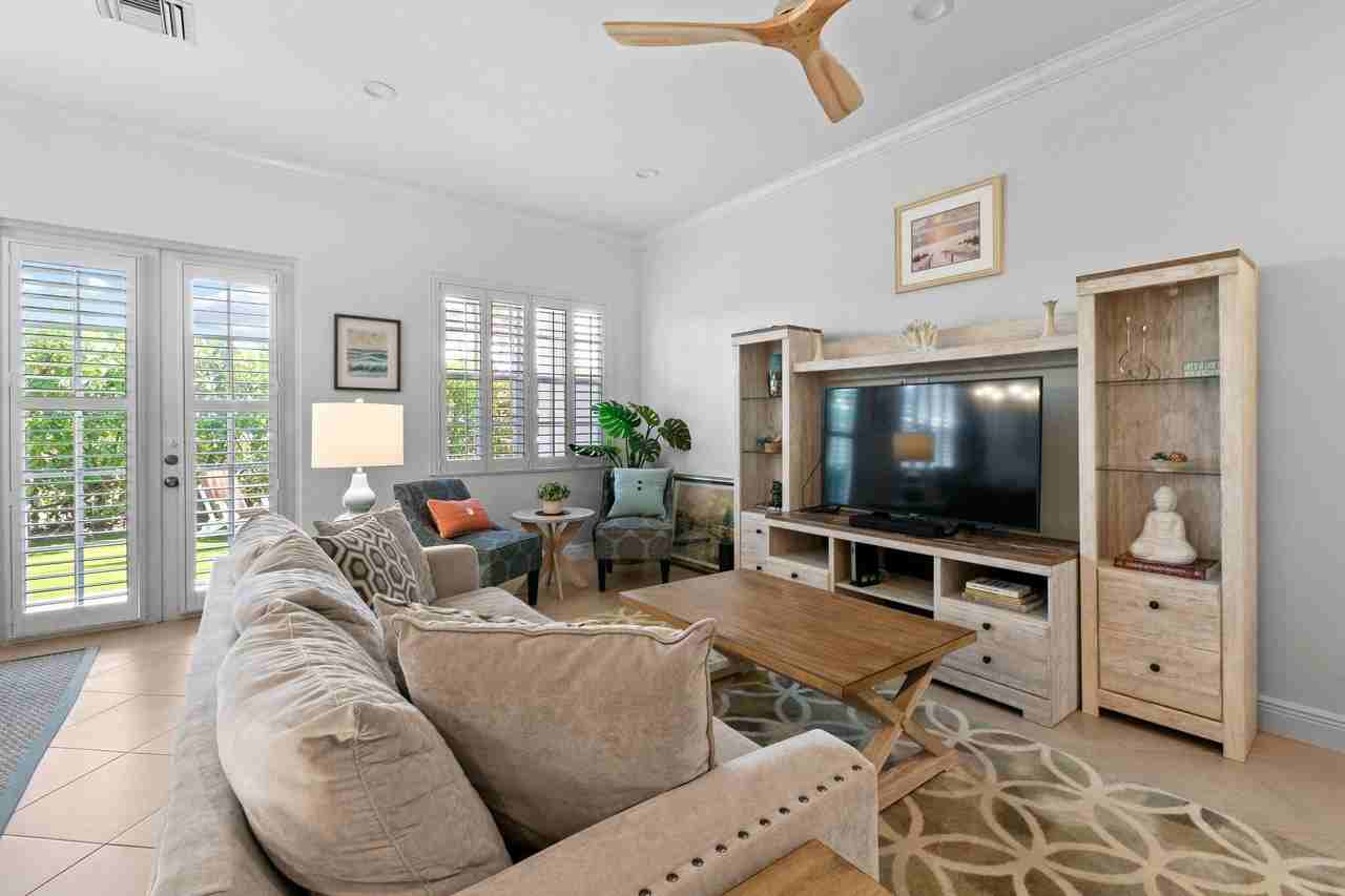 106 Ocean Breeze Dr - Photo 6 of 50