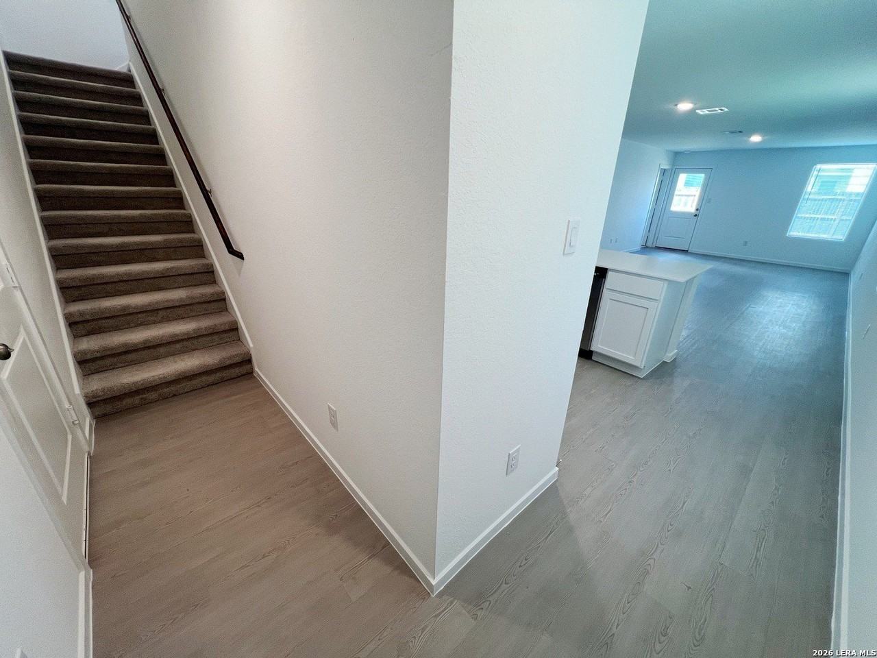 171 Pastar Fls - Photo 2 of 42
