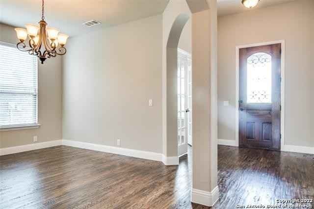 4613 Sephora Dr - Photo 3 of 23