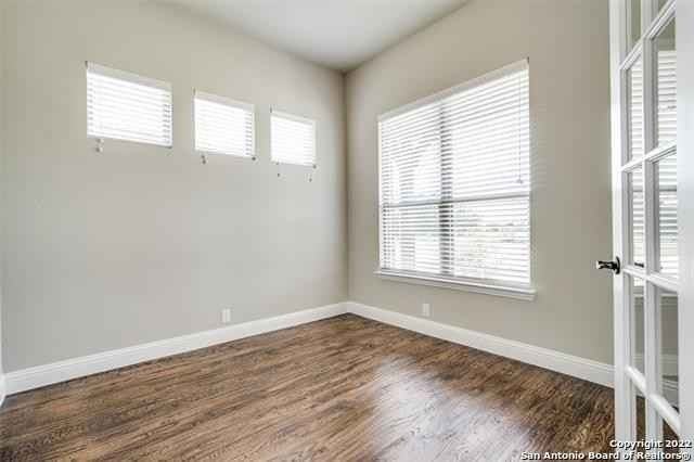 4613 Sephora Dr - Photo 4 of 23