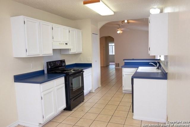 9826 Meadow Br - Photo 5 of 12