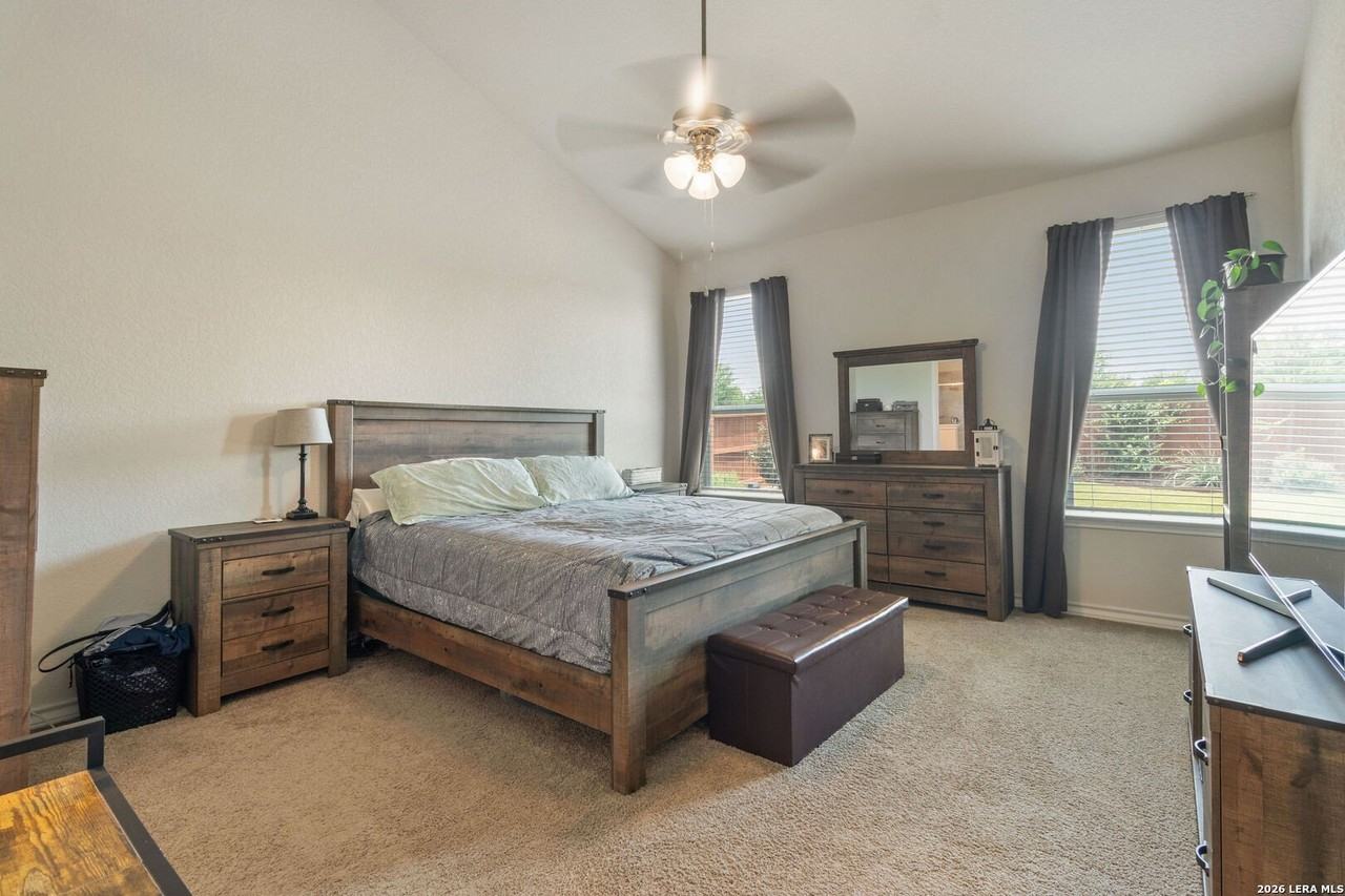 634 Overlook Rdg - Photo 7 of 17