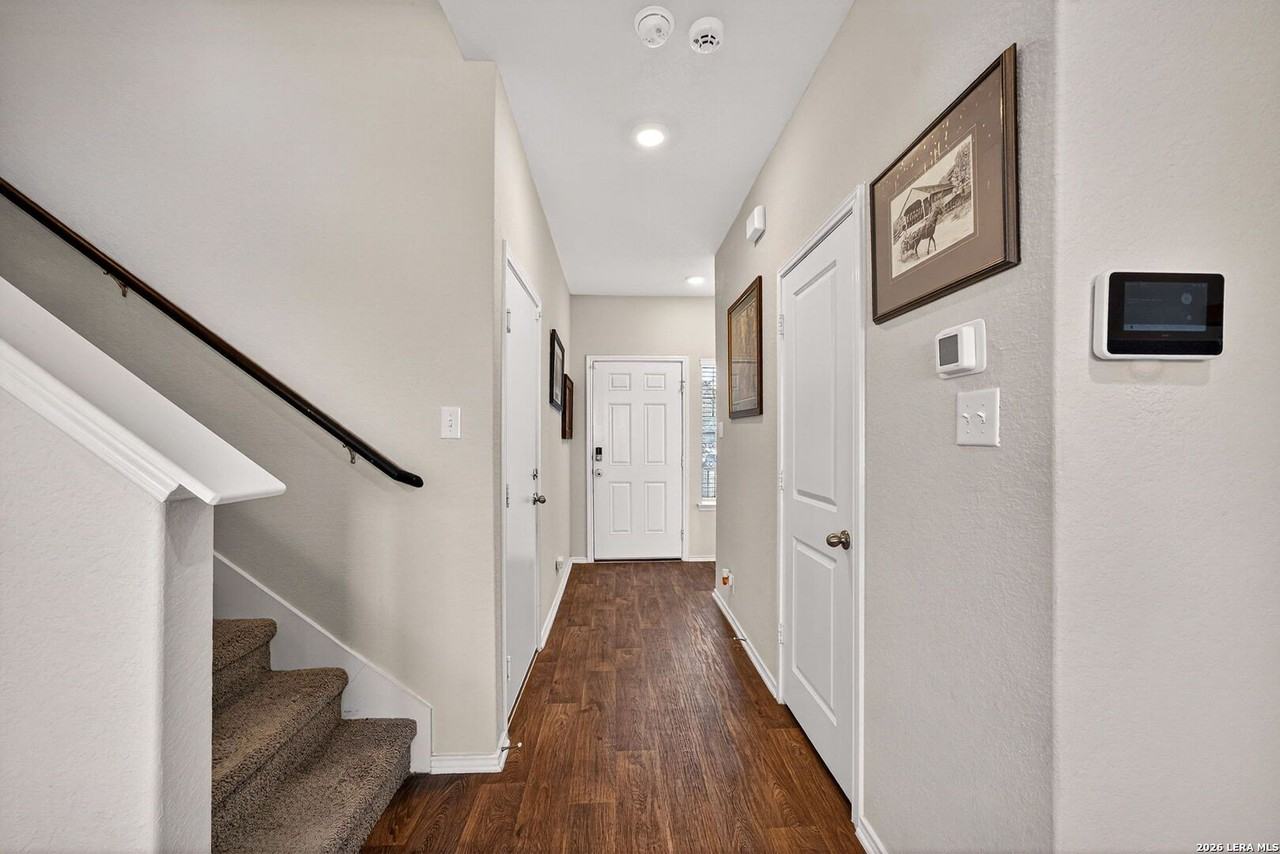 6307 Embankment Rd - Photo 4 of 30