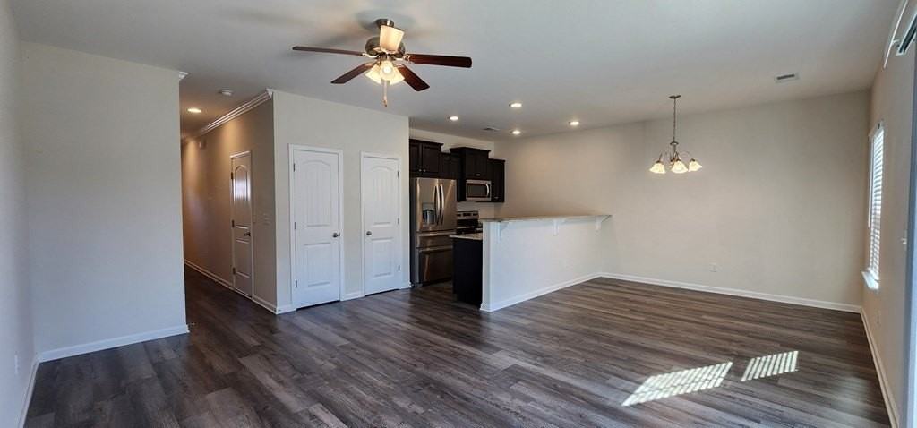 2920 Old Field Rd - Photo 2 of 28