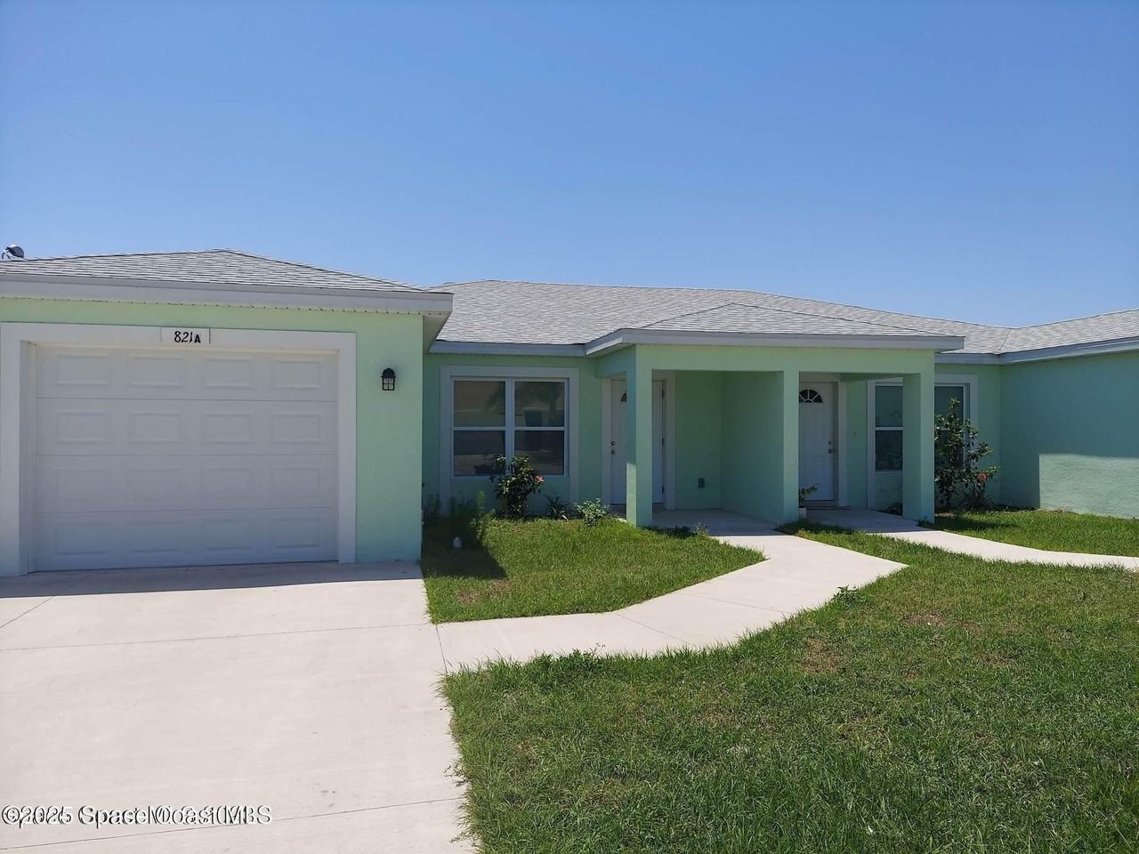 821 Angela Ave #A - Photo 2 of 13