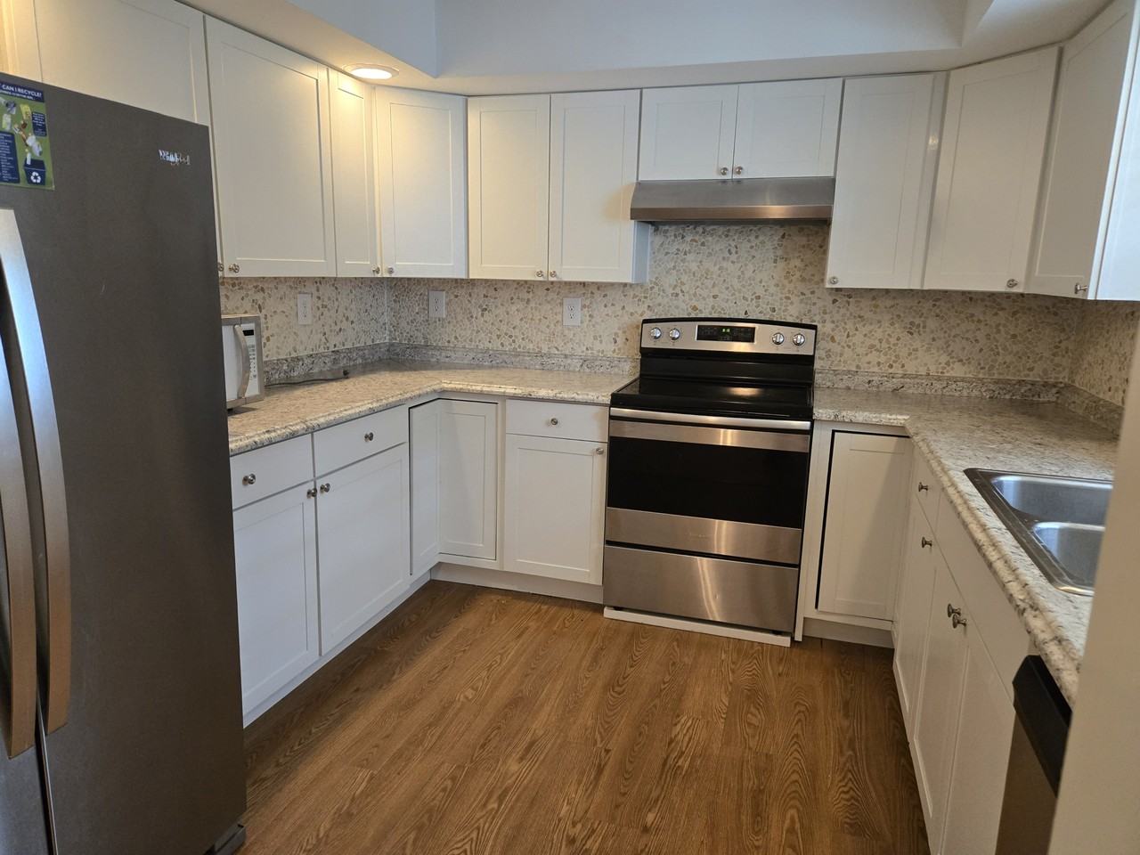 5425 Cape Henry Ave #1 - Photo 4 of 28