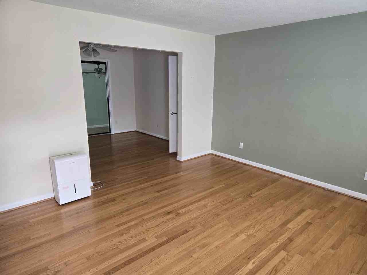 5425 Cape Henry Ave #1 - Photo 7 of 28