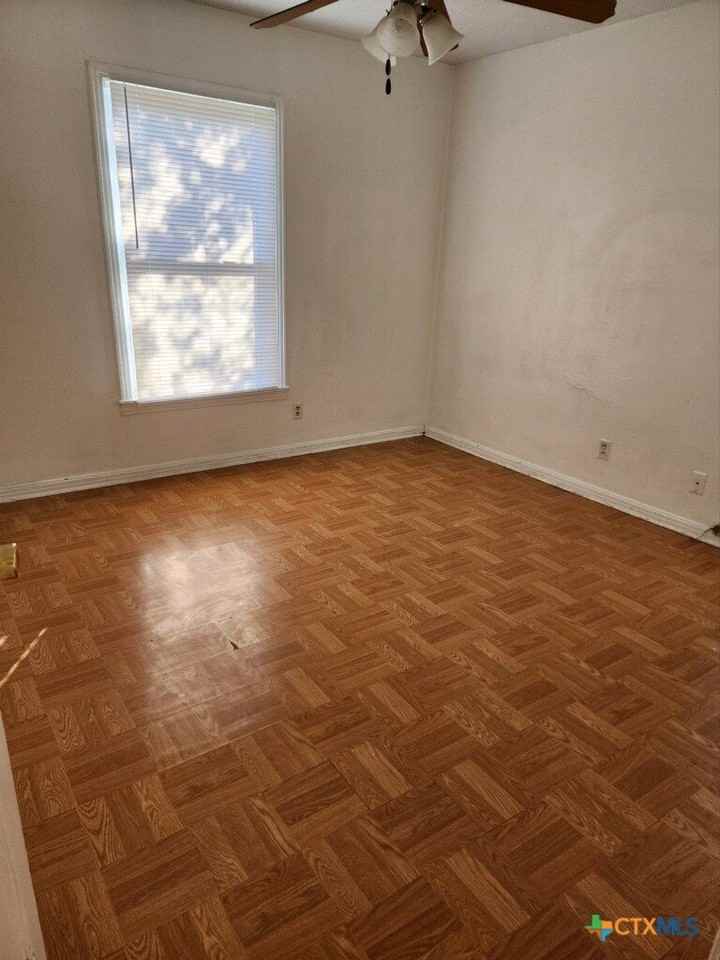 1903 Poage Ave - Photo 6 of 6