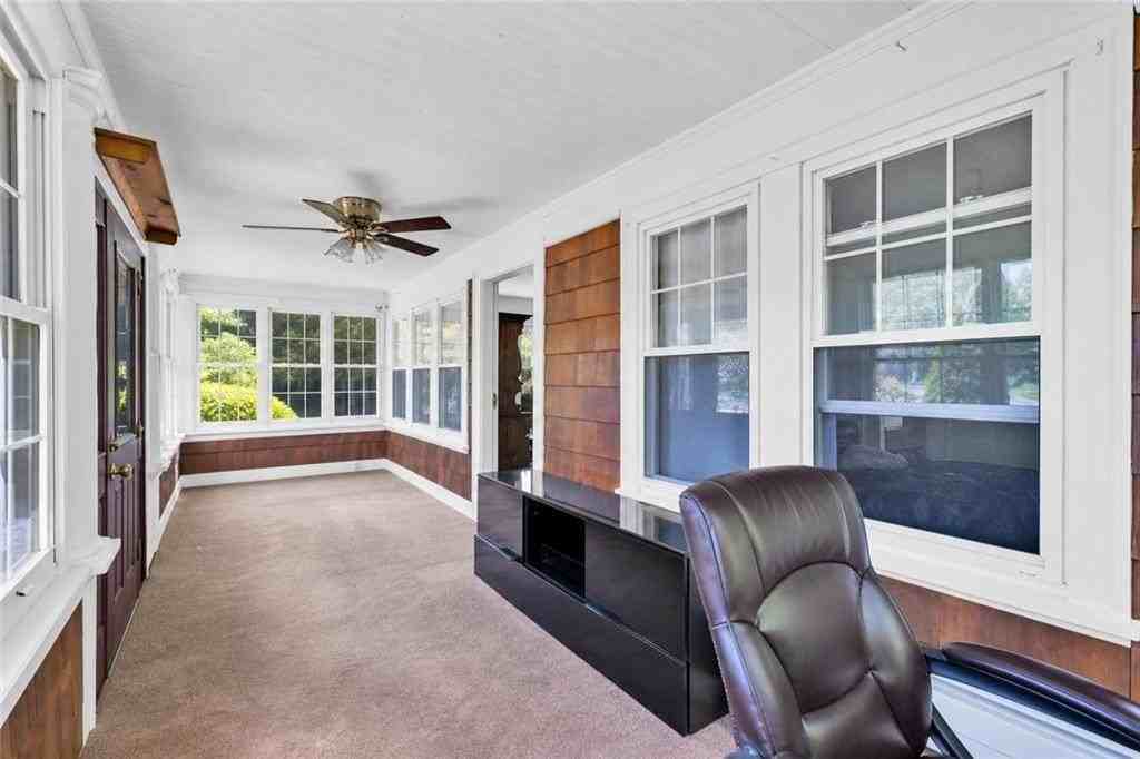 6239 Post Rd - Photo 5 of 29