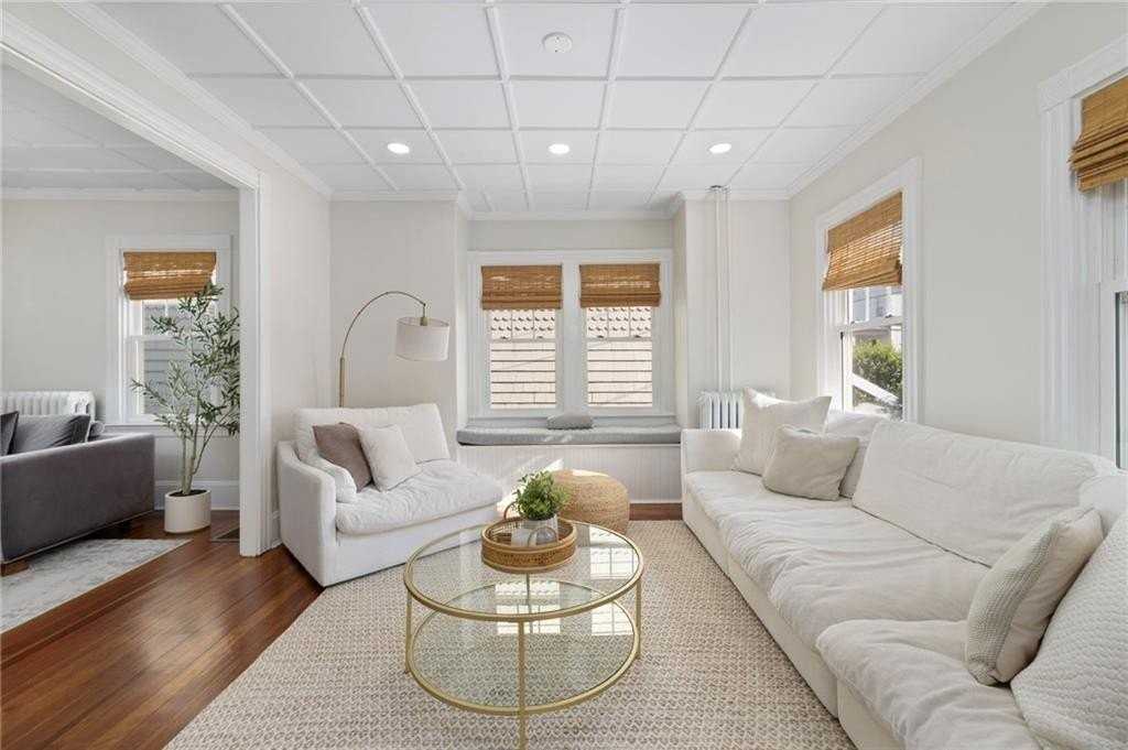 35 Hall Ave - Photo 7 of 29
