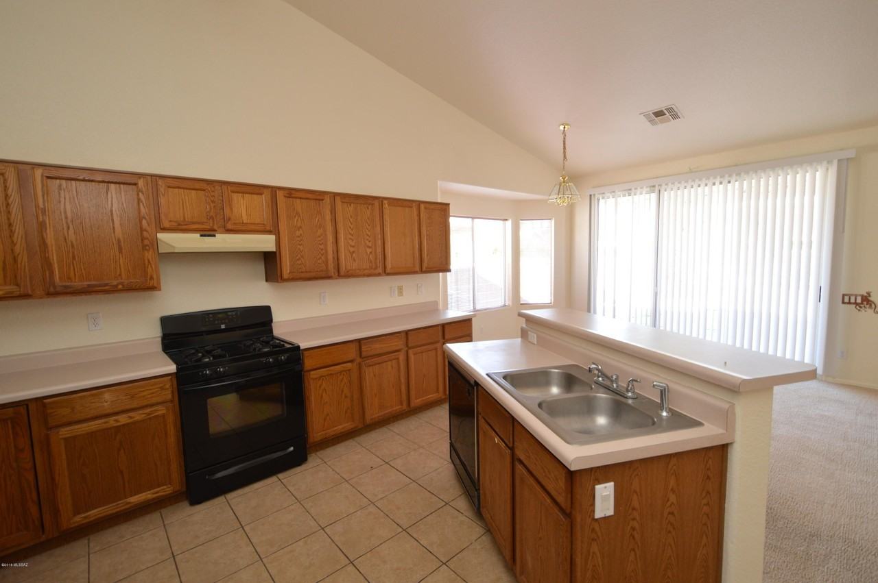 9941 E Paseo San Bernardo - Photo 4 of 14